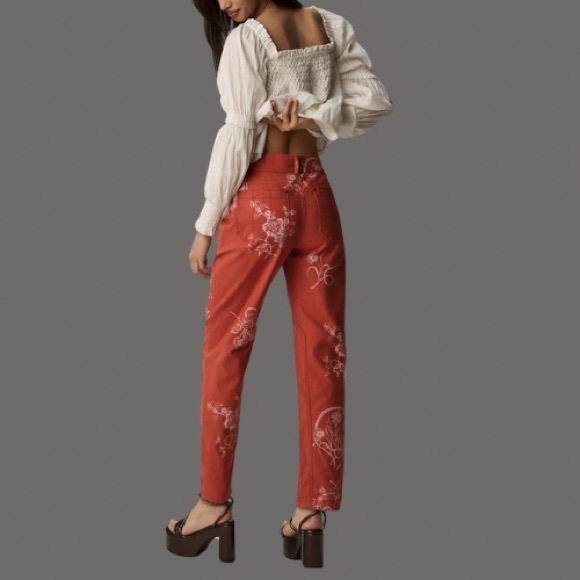 Anthropologie The Wanderer Printed Relaxed-Leg
Pants by Pilcro | 27 - Picture 5 of 10